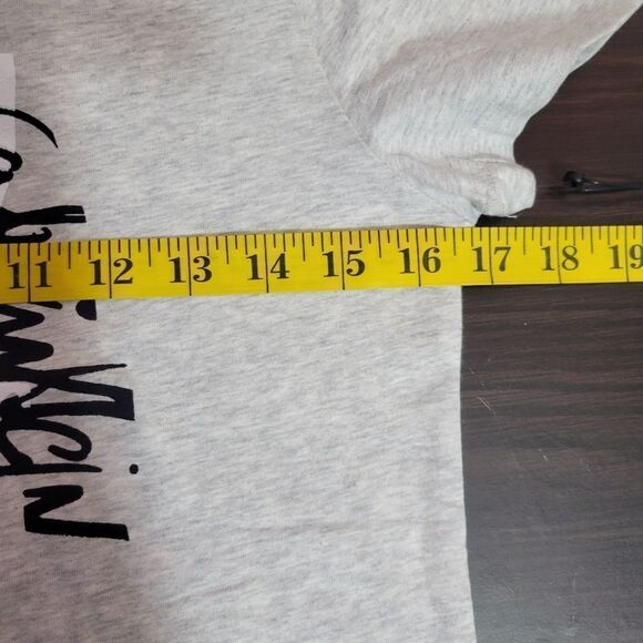 Calvin Klein T-Shirt  - Picture 7 of 10